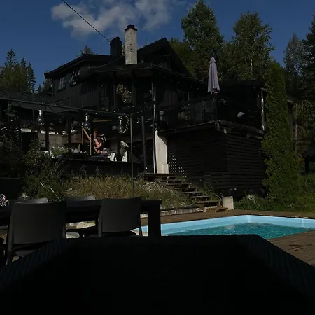 Koselig Enmannsom I Tommerhus, Inkl Morgenkaffe